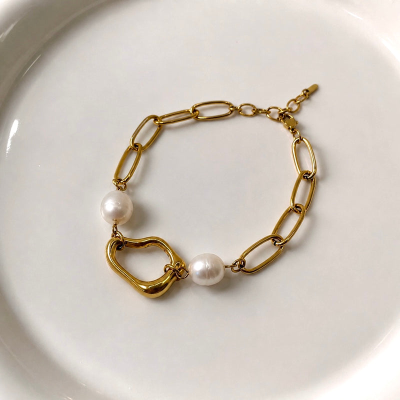 Flo Pearl Bracelet